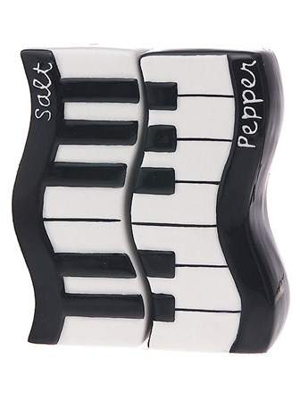 SALT AND PEPPER SET